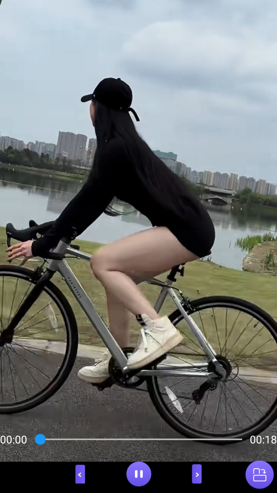 单丝袜子配凉鞋截图
